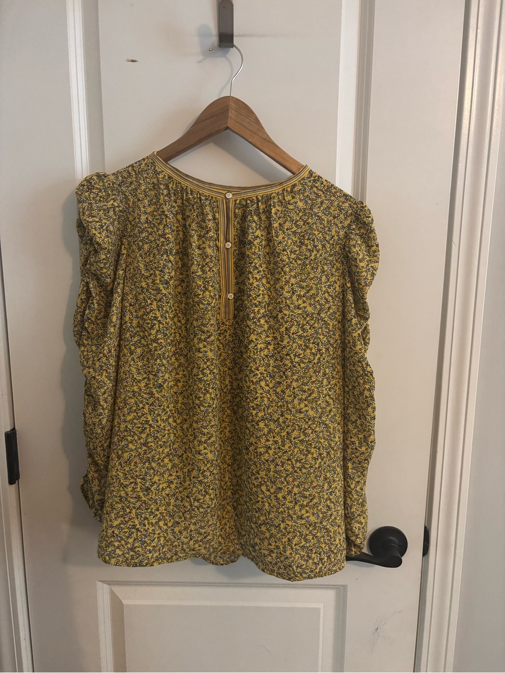 Max Studio Yellow Floral Puff-Sleeve Henley Blouse